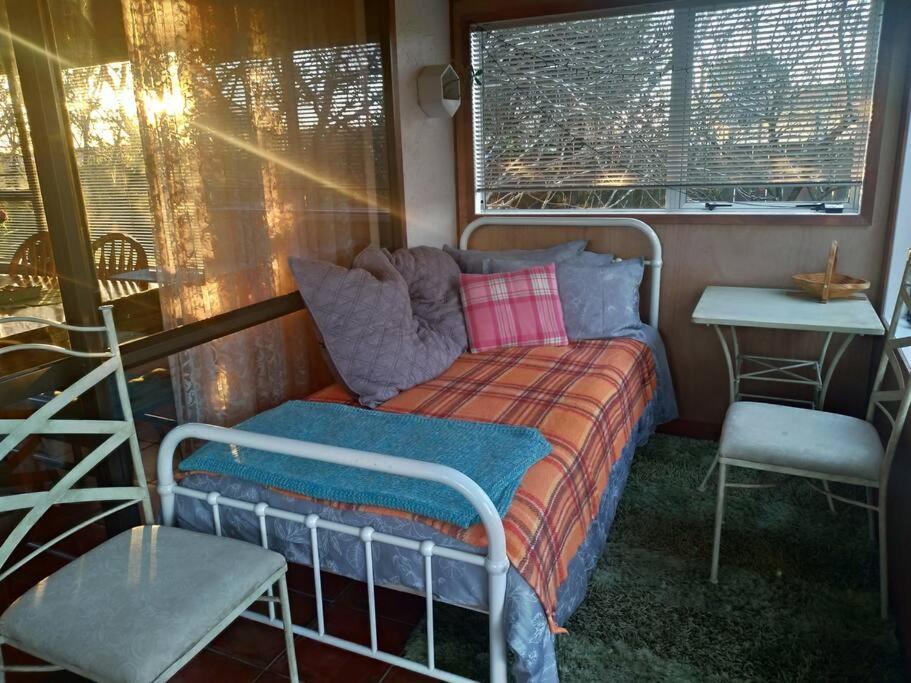Secret Cottage Waitara Экстерьер фото