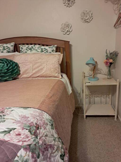 Secret Cottage Waitara Экстерьер фото