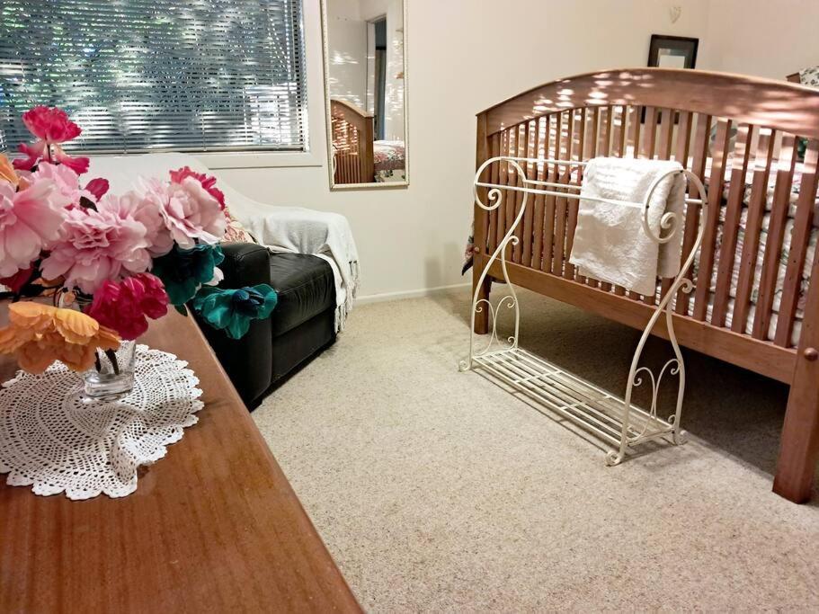Secret Cottage Waitara Экстерьер фото