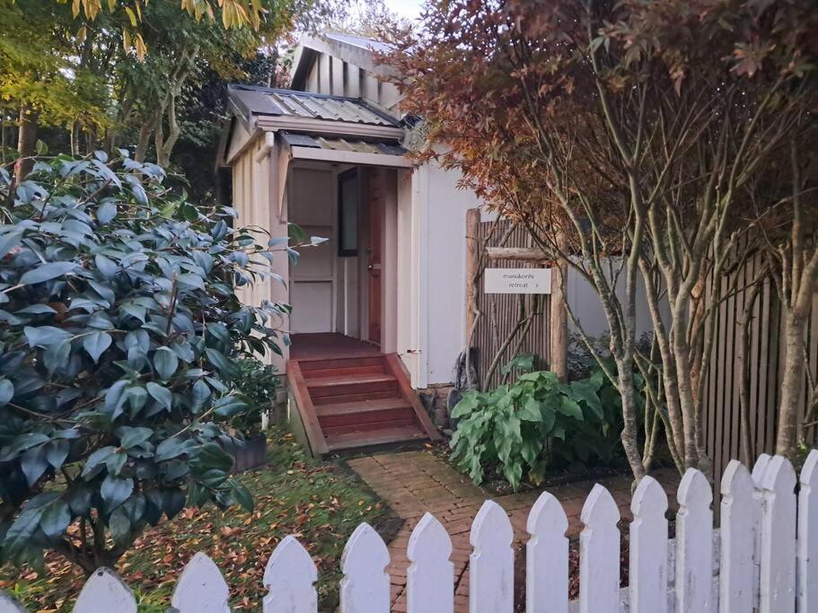 Secret Cottage Waitara Экстерьер фото